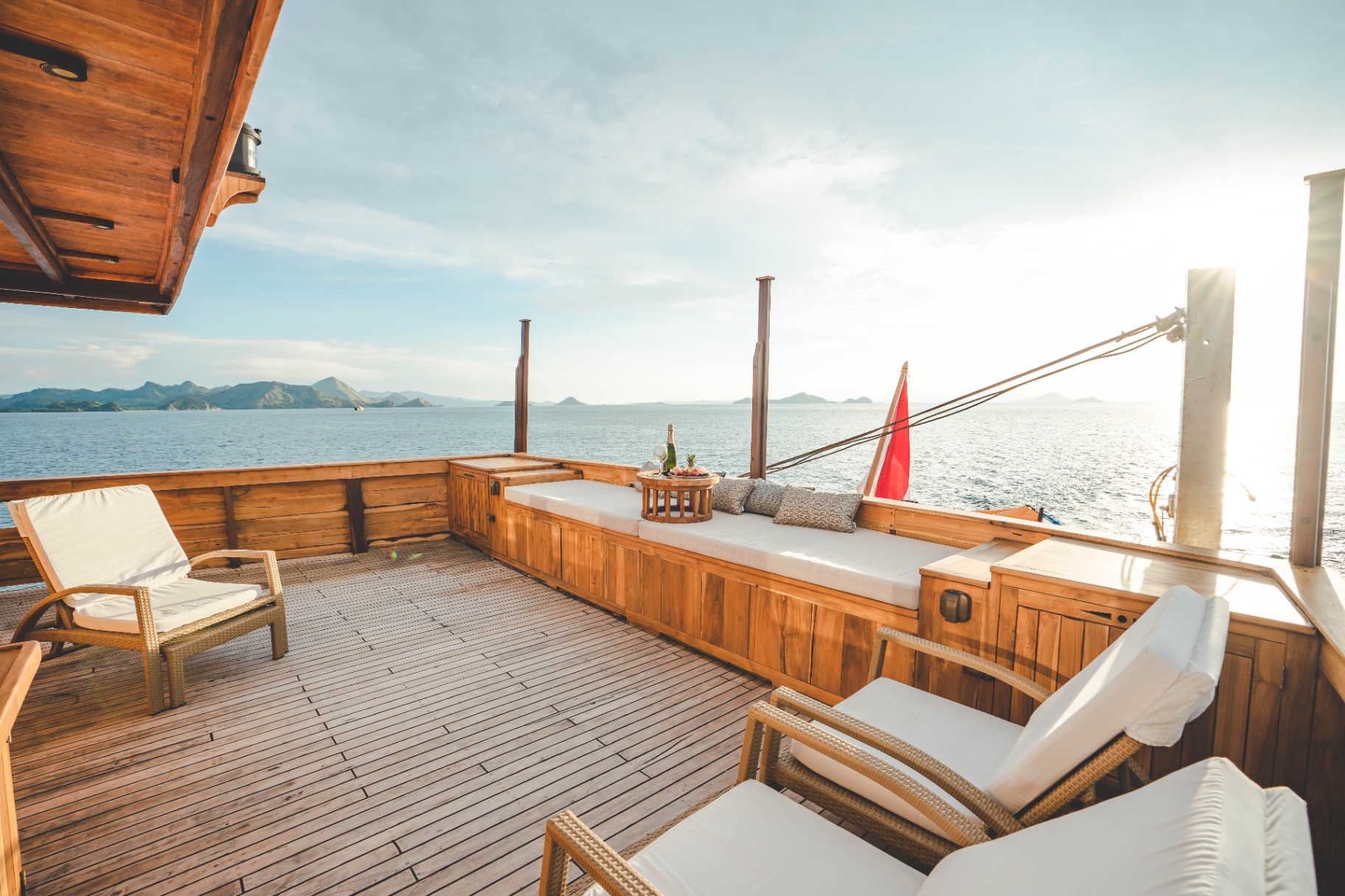 Mischief private yacht charter in Komodo — photo 6