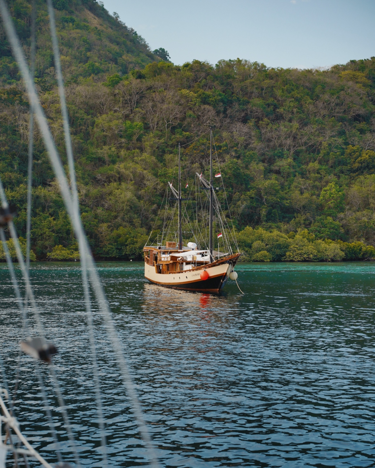 Samara II — Classic Phinisi yacht in Komodo (6 of 6)