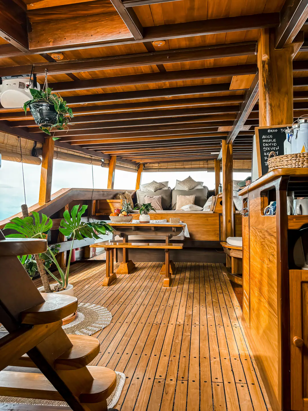 Jakare phinisi yacht near Padar Island
