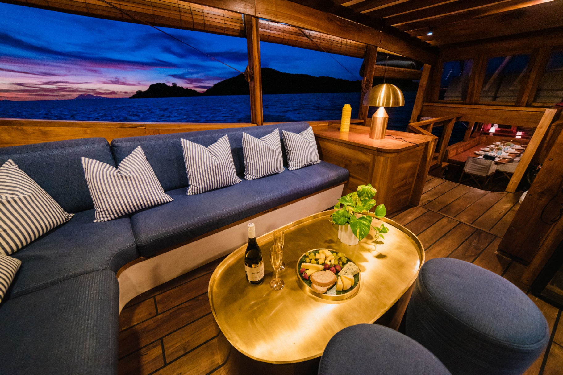 Samara II yacht anchored near Pink Beach Komodo