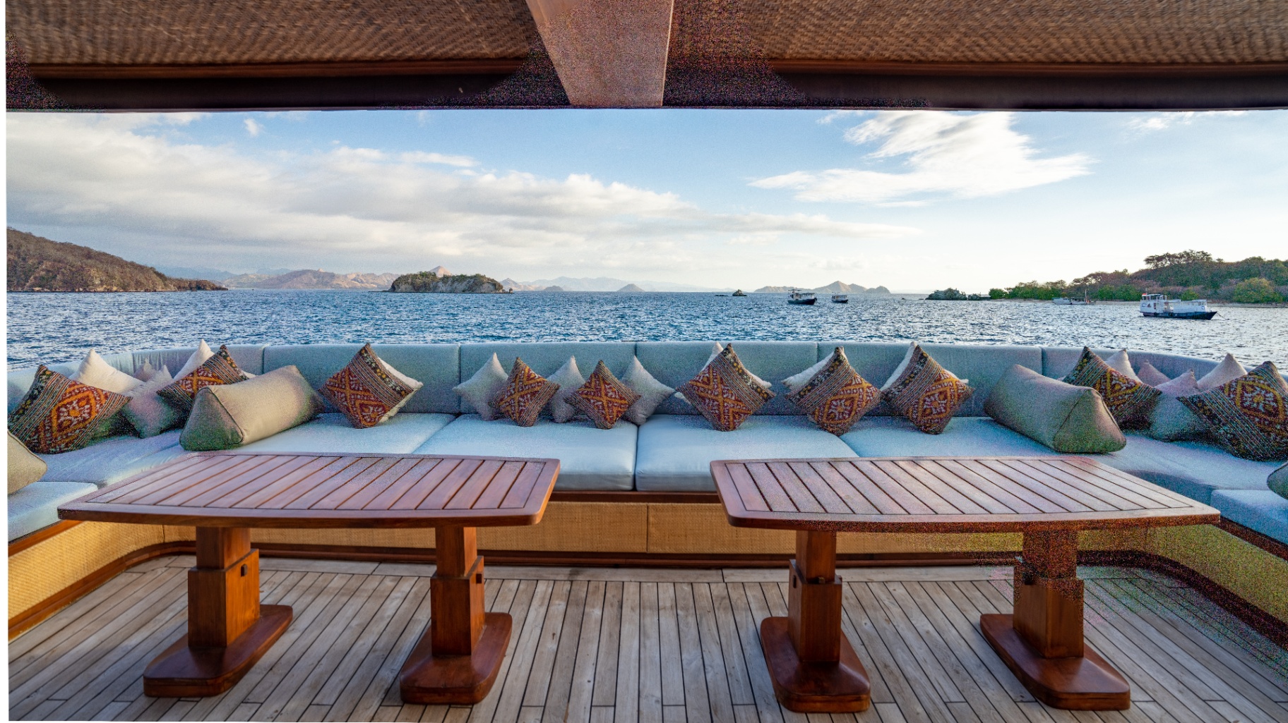 The Maj Oceanic yacht from Labuan Bajo, Flores