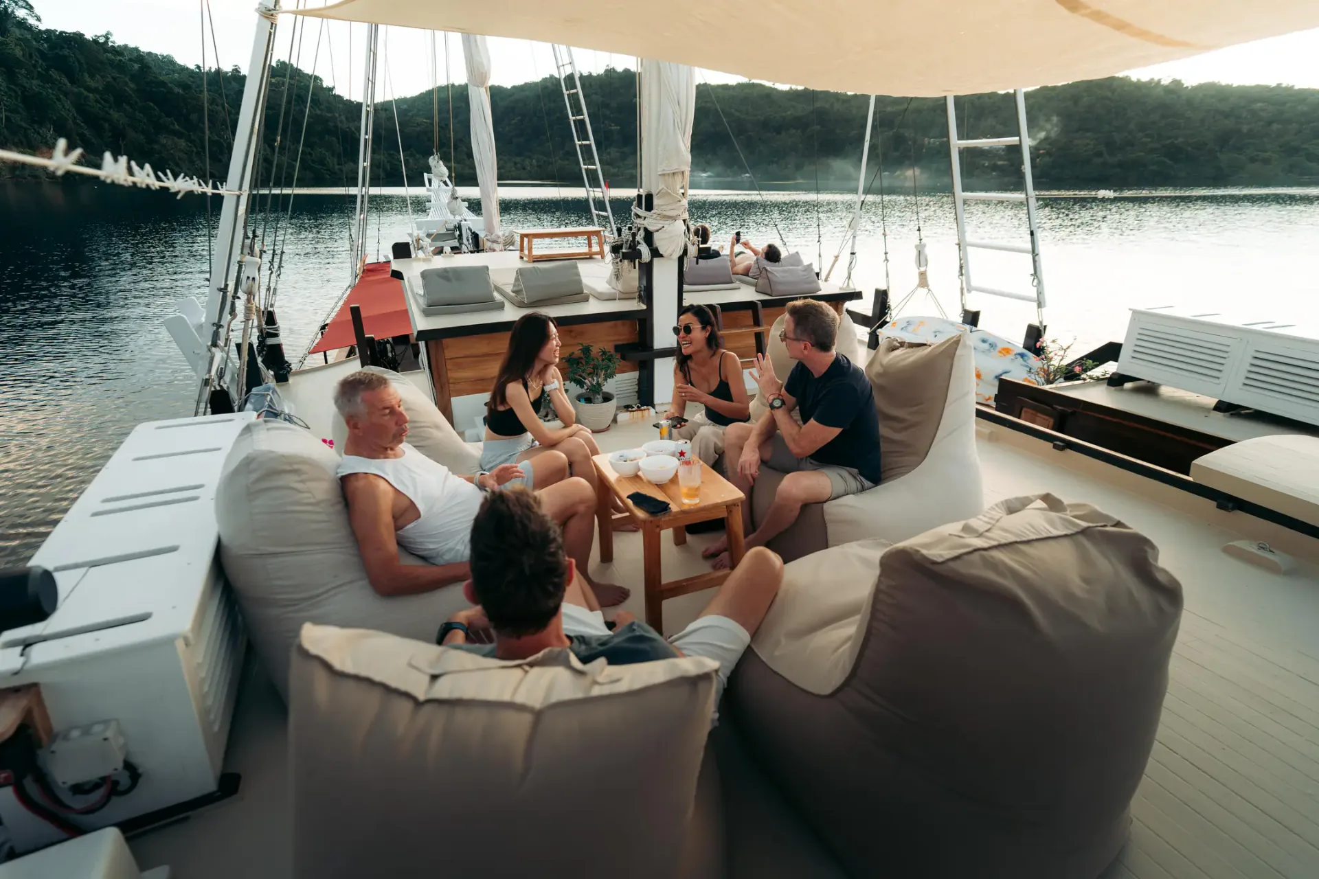 Jakare private yacht charter in Komodo