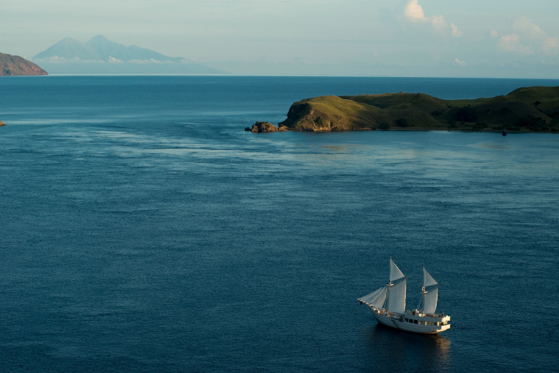 Alexa cabin for Komodo yacht charter