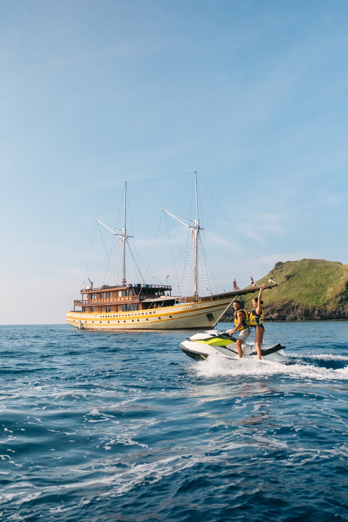 The Maj Oceanic yacht anchored near Pink Beach Komodo