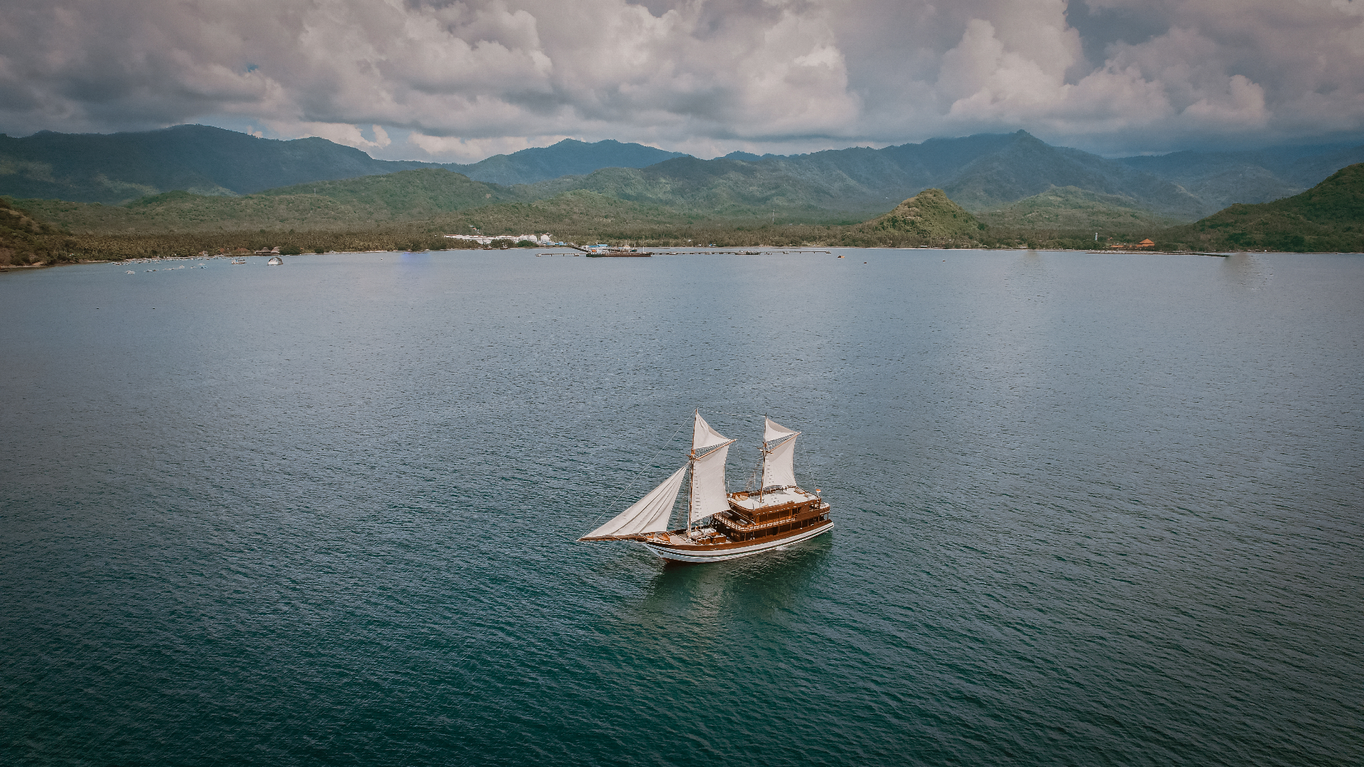 Samsara Samudra yacht from Labuan Bajo, Flores