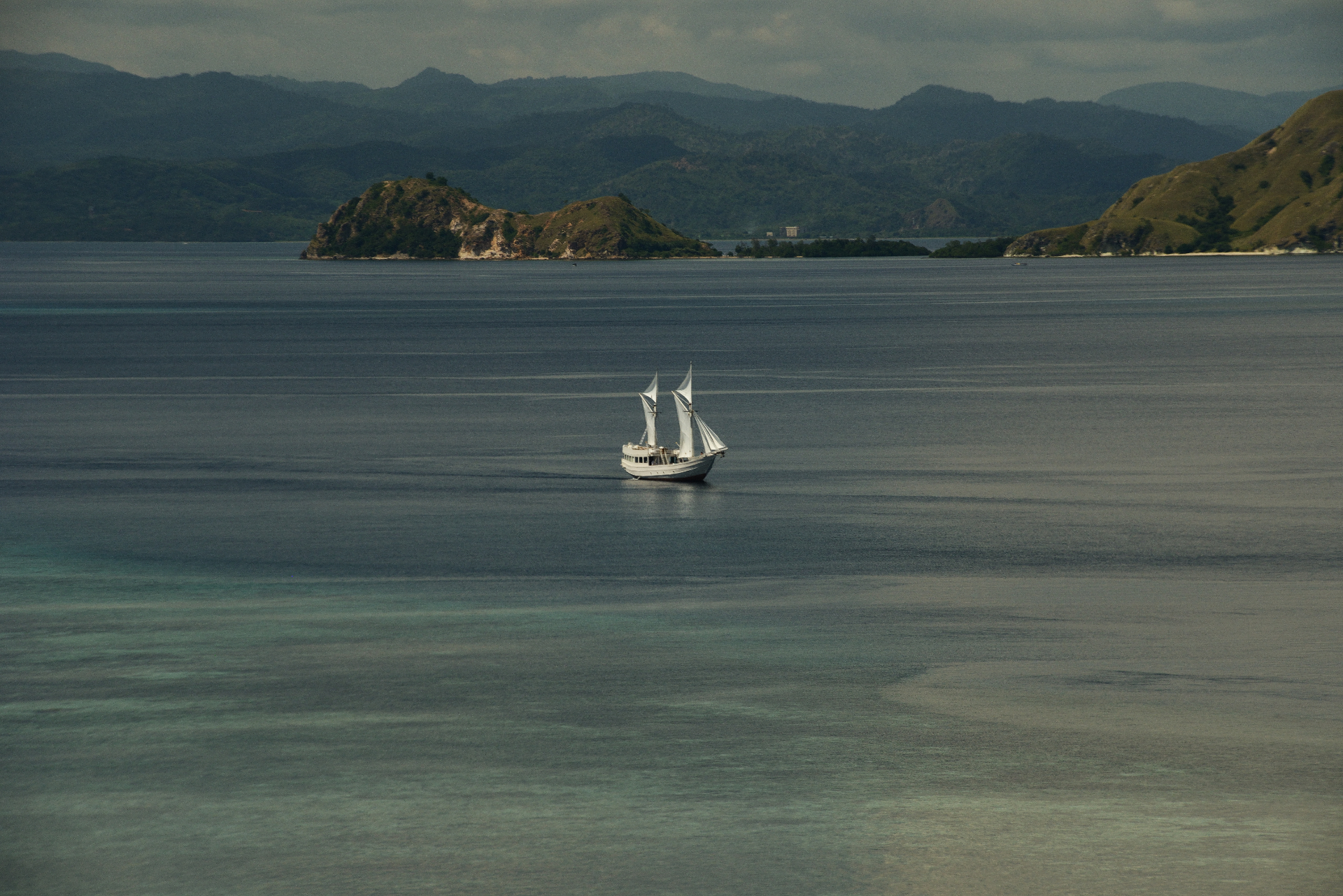 Alexa private yacht charter in Komodo
