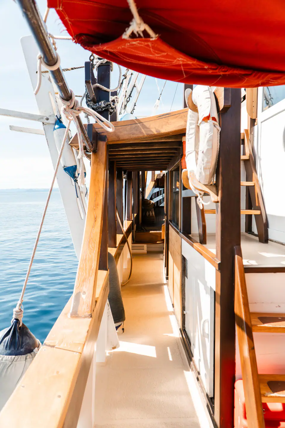 Jakare cabin for Komodo yacht charter