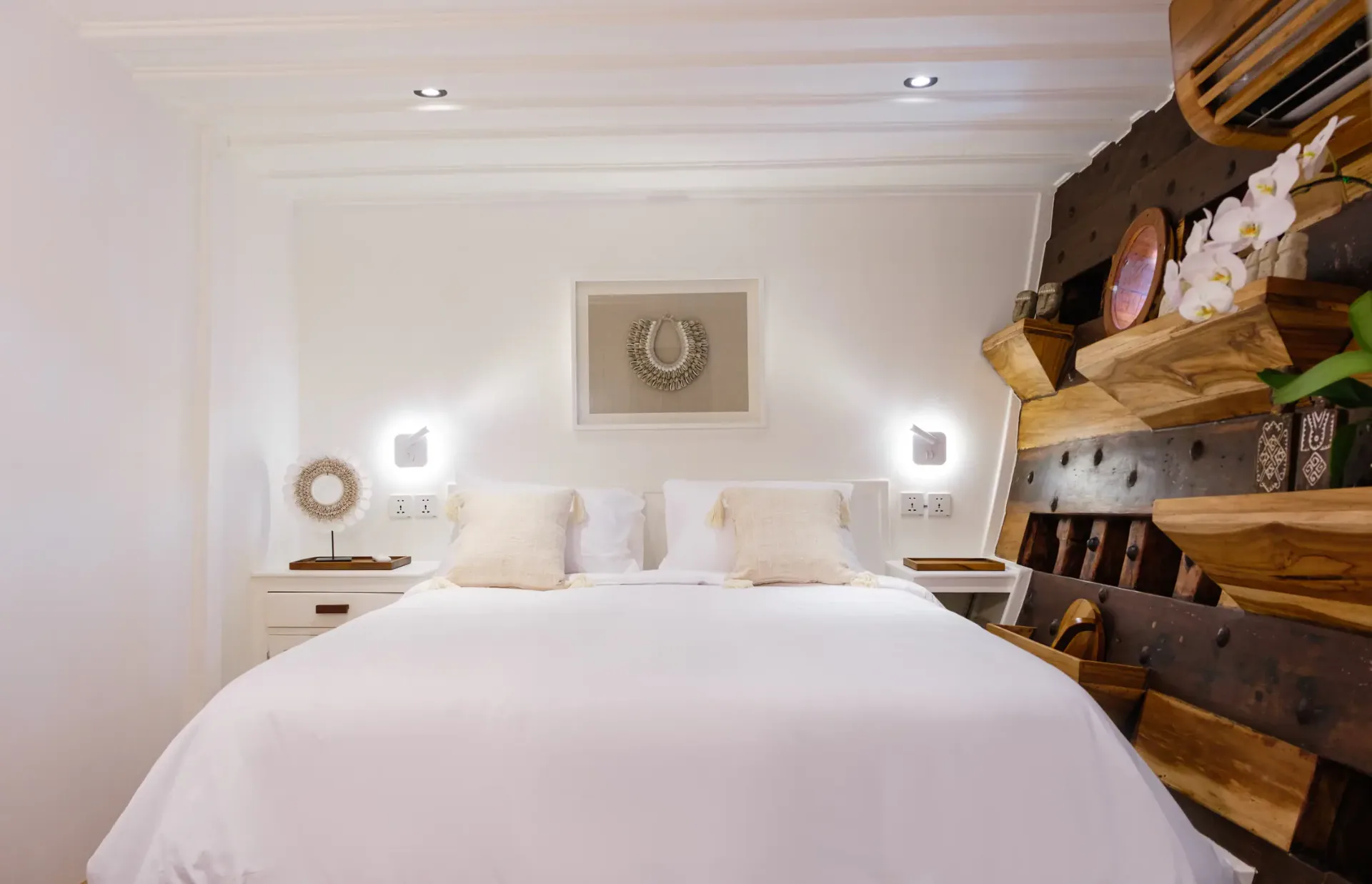 Aliikai private yacht charter in Komodo