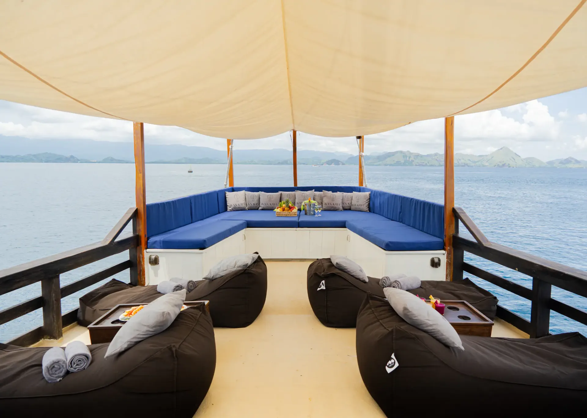 Ikan Kayu cabin for Komodo yacht charter