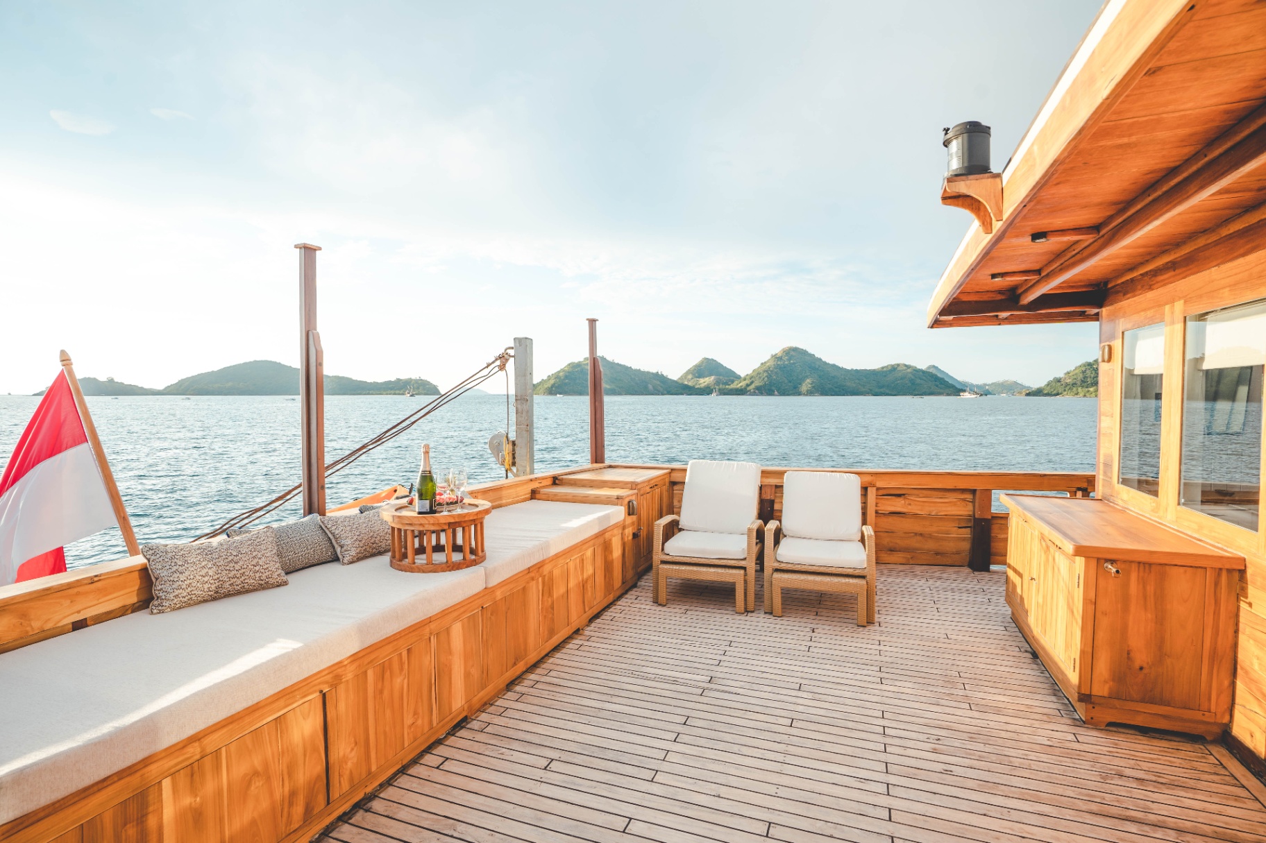 Mischief private yacht charter in Komodo — photo 2