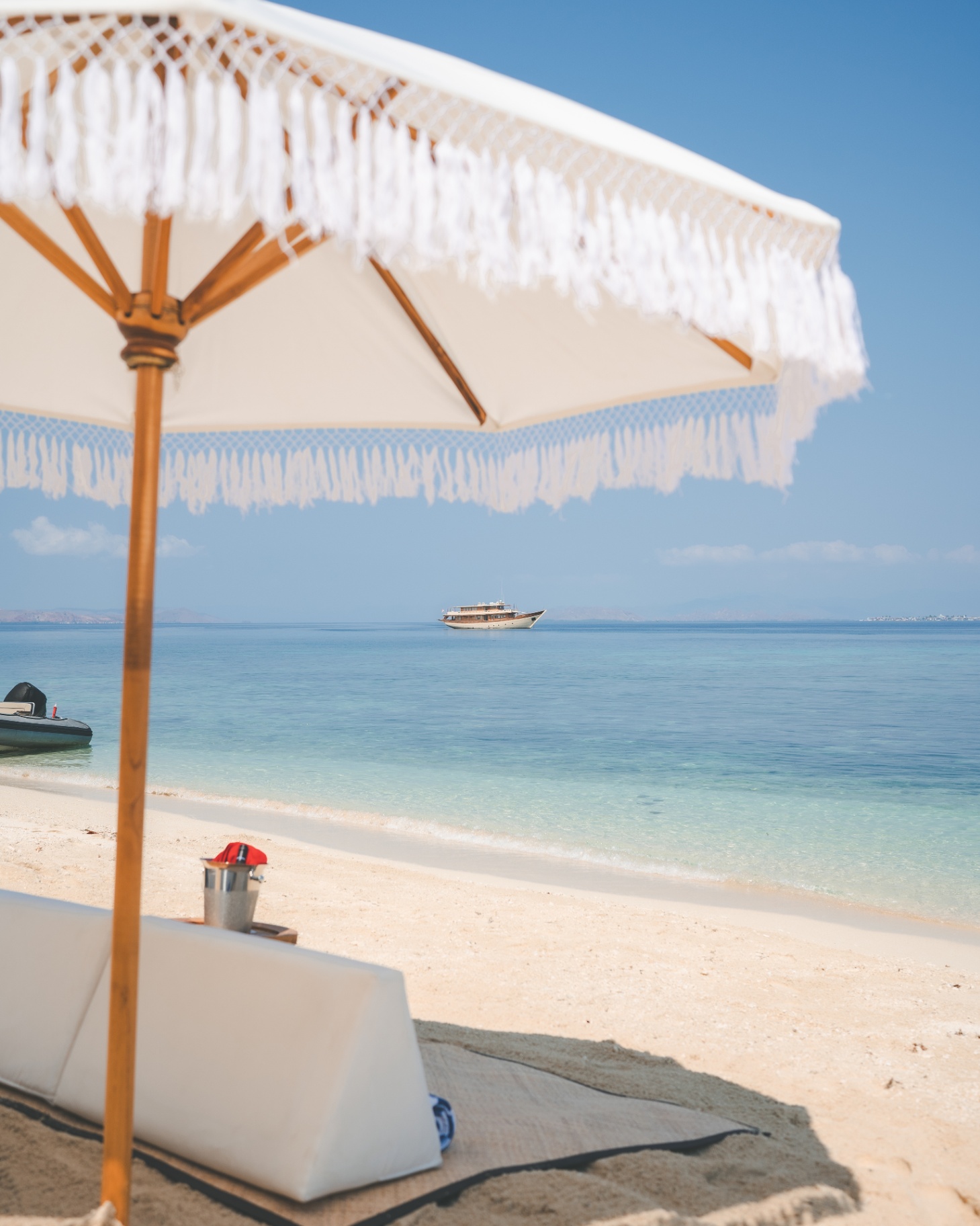 Mischief private yacht charter in Komodo — photo 48