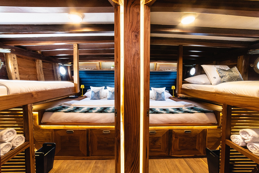Samara II private yacht charter in Komodo