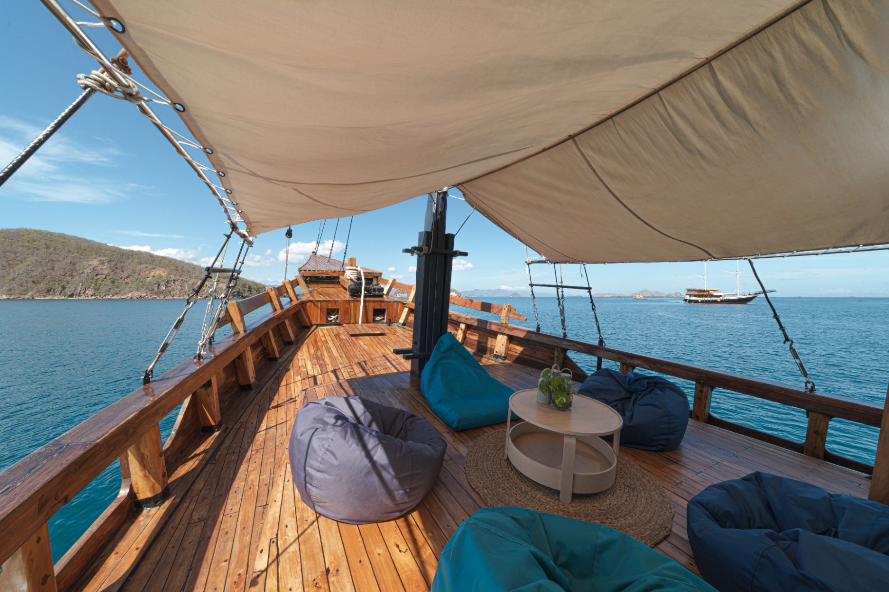Augustine Phinisi yacht anchored near Pink Beach Komodo