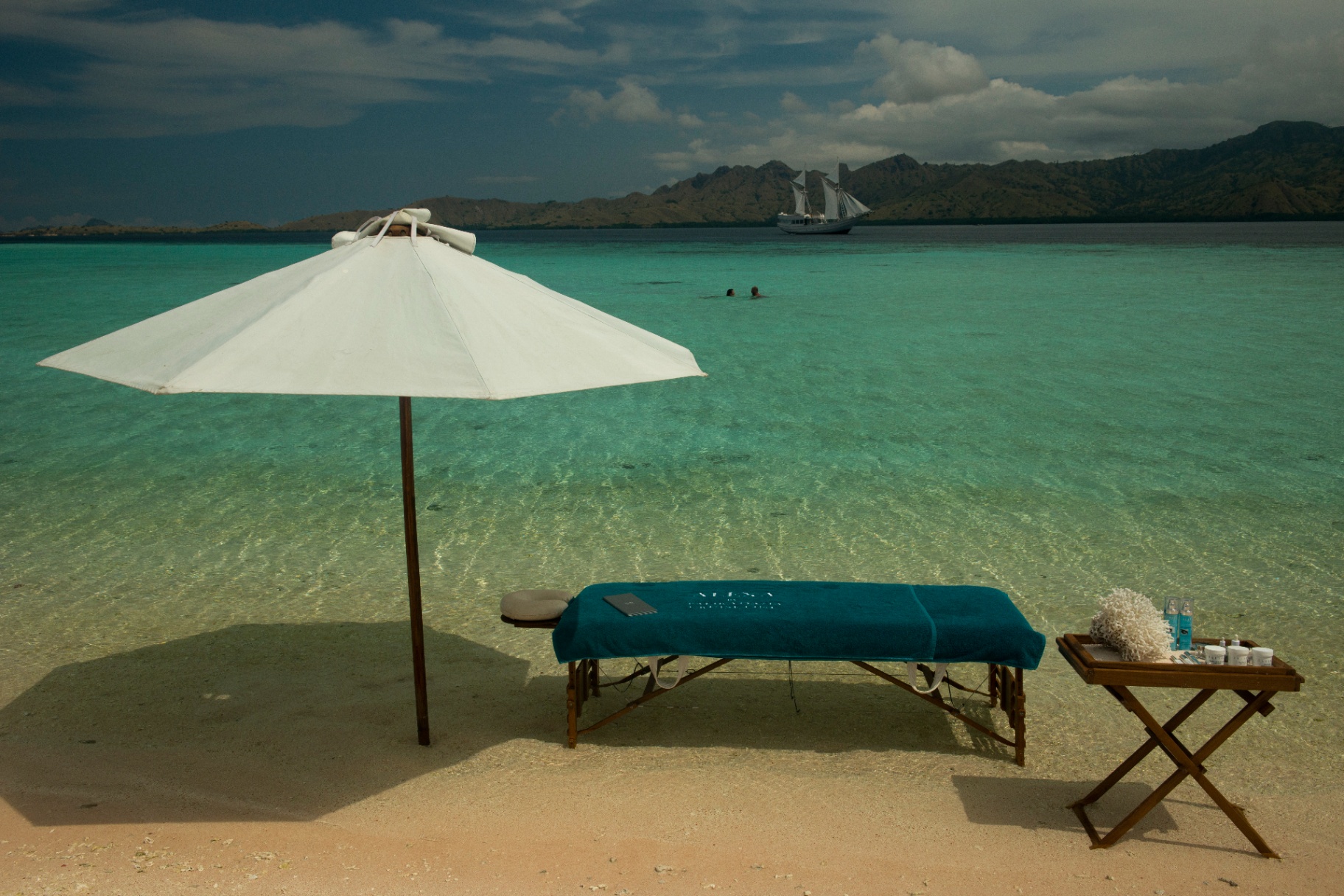 Alexa yacht at Manta Point Komodo