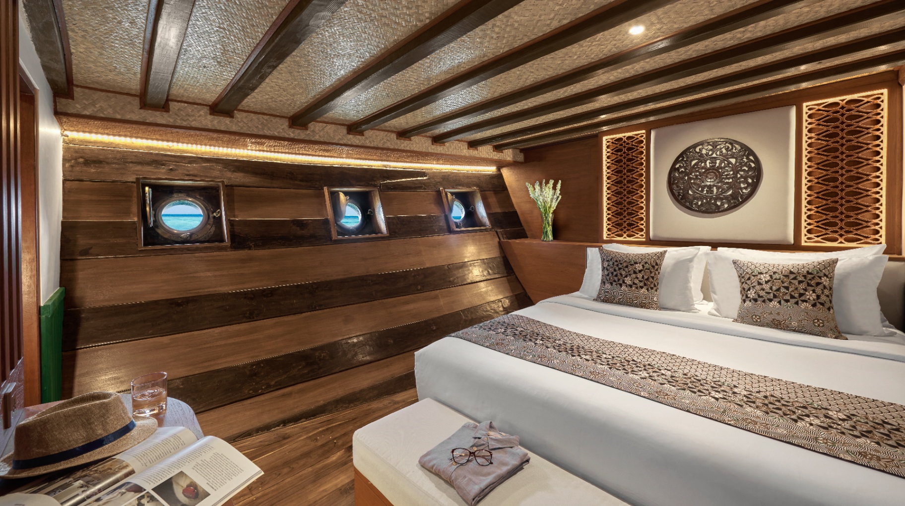 Samsara Samudra cabin for Komodo yacht charter