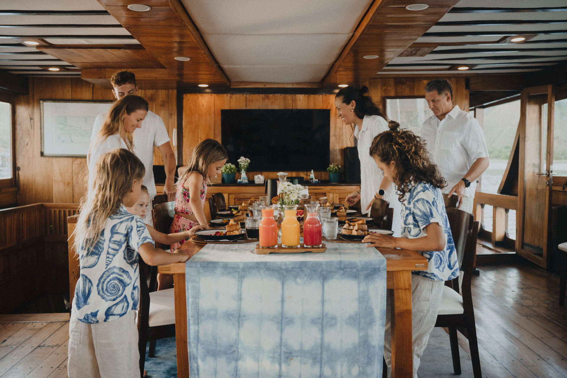 Augustine Phinisi deck on private yacht in Komodo National Park