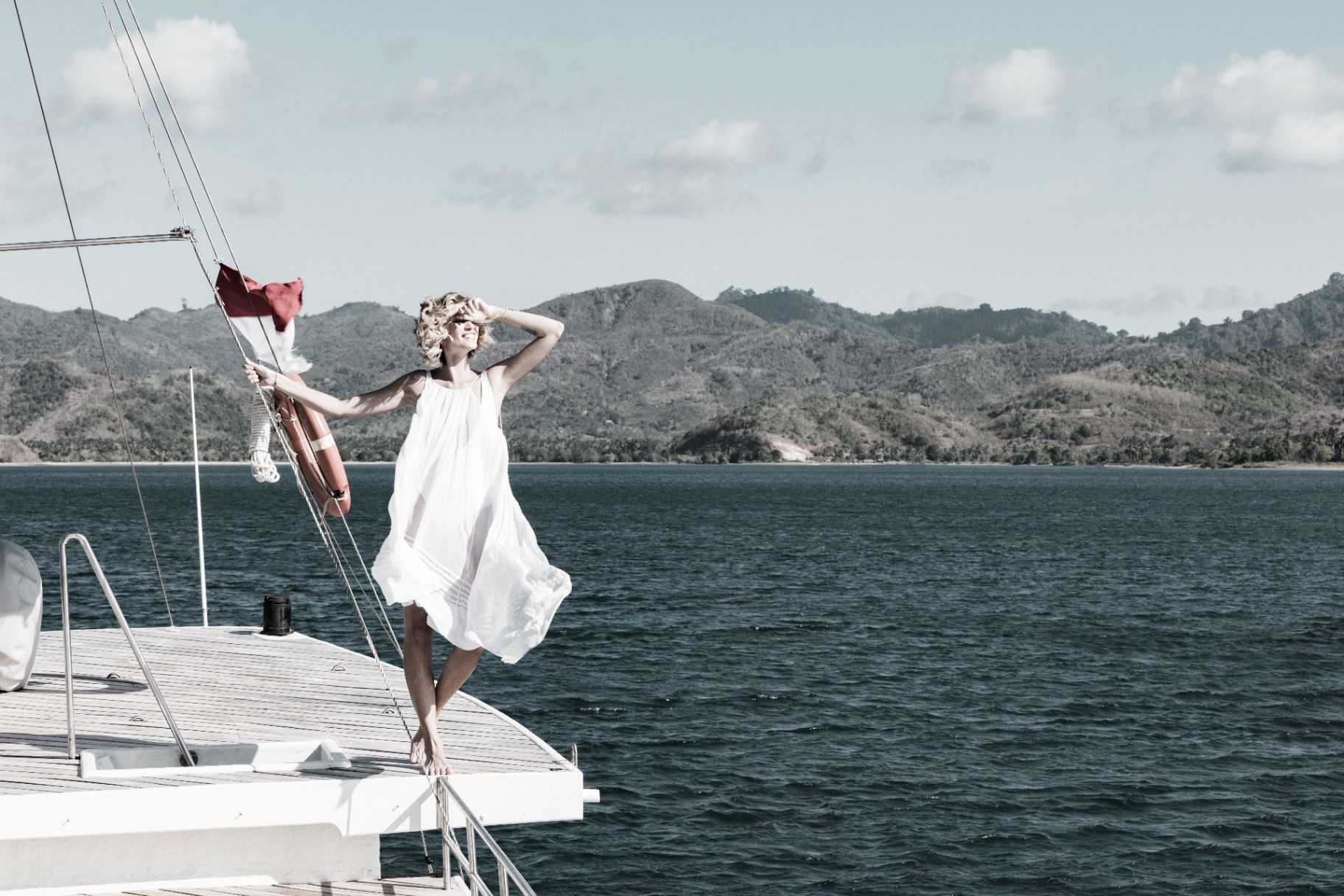 Splendour private yacht charter in Komodo