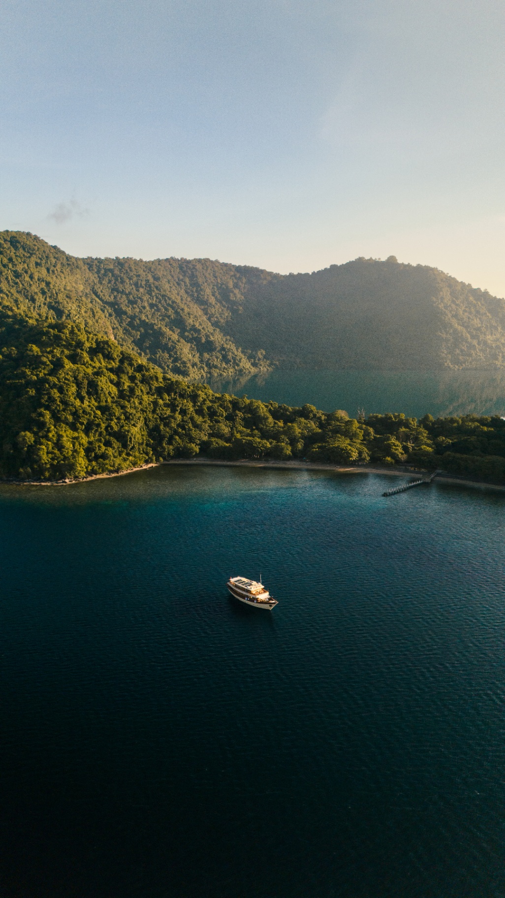 Mischief private yacht charter in Komodo — photo 35