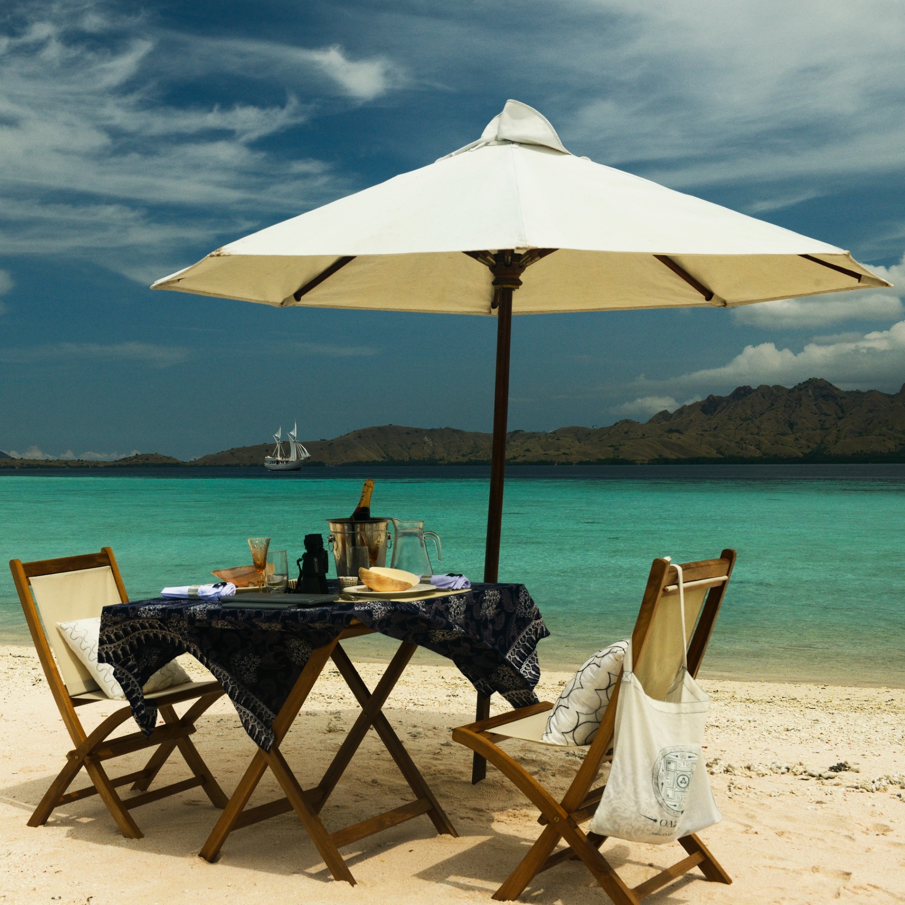 Alexa yacht at Manta Point Komodo