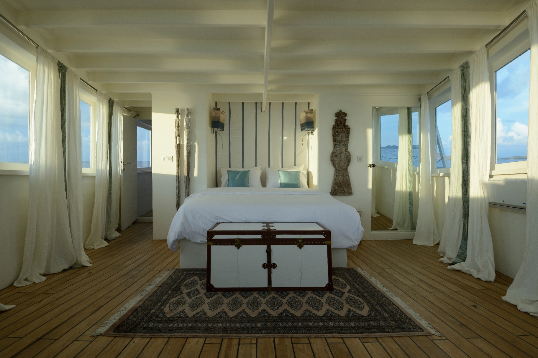 Alexa yacht from Labuan Bajo, Flores