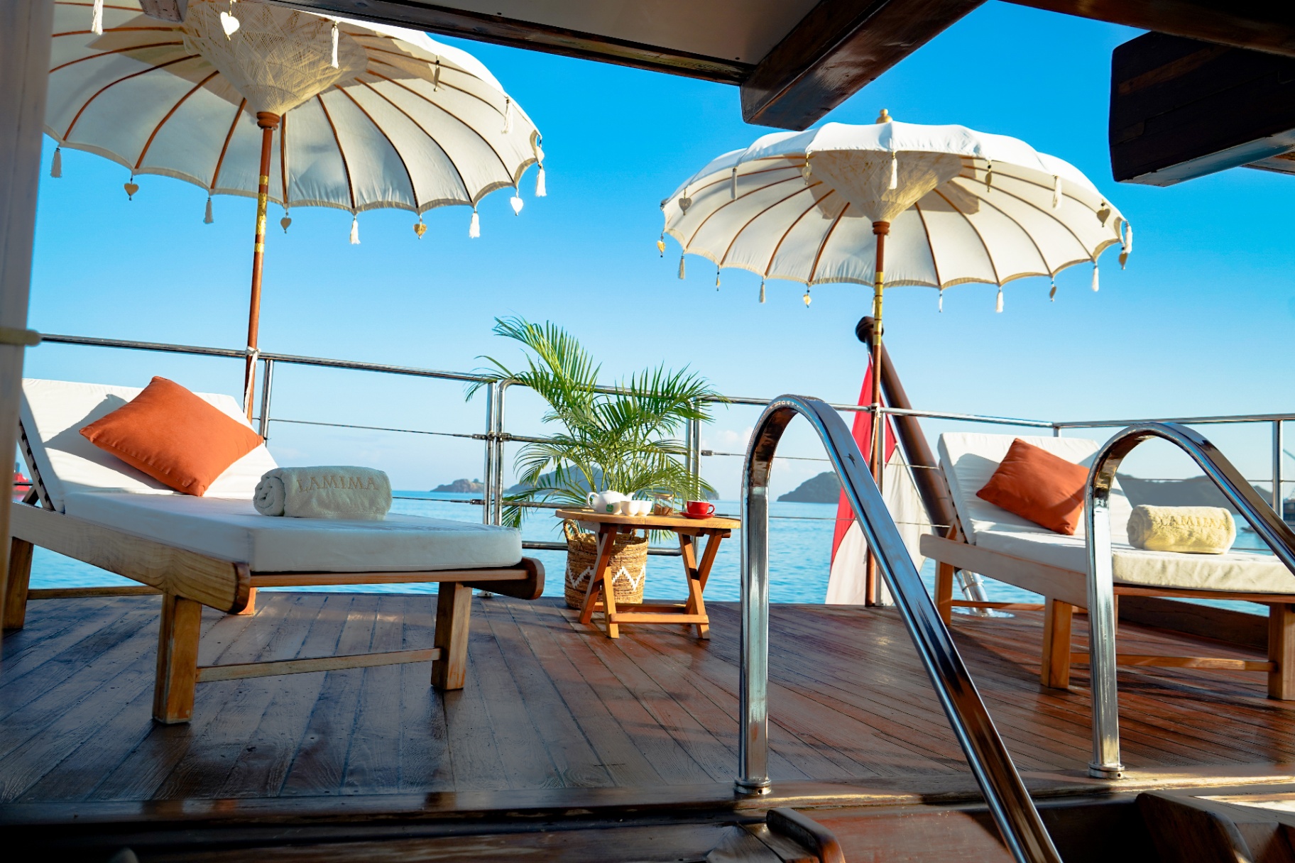 Lamima cabin for Komodo yacht charter