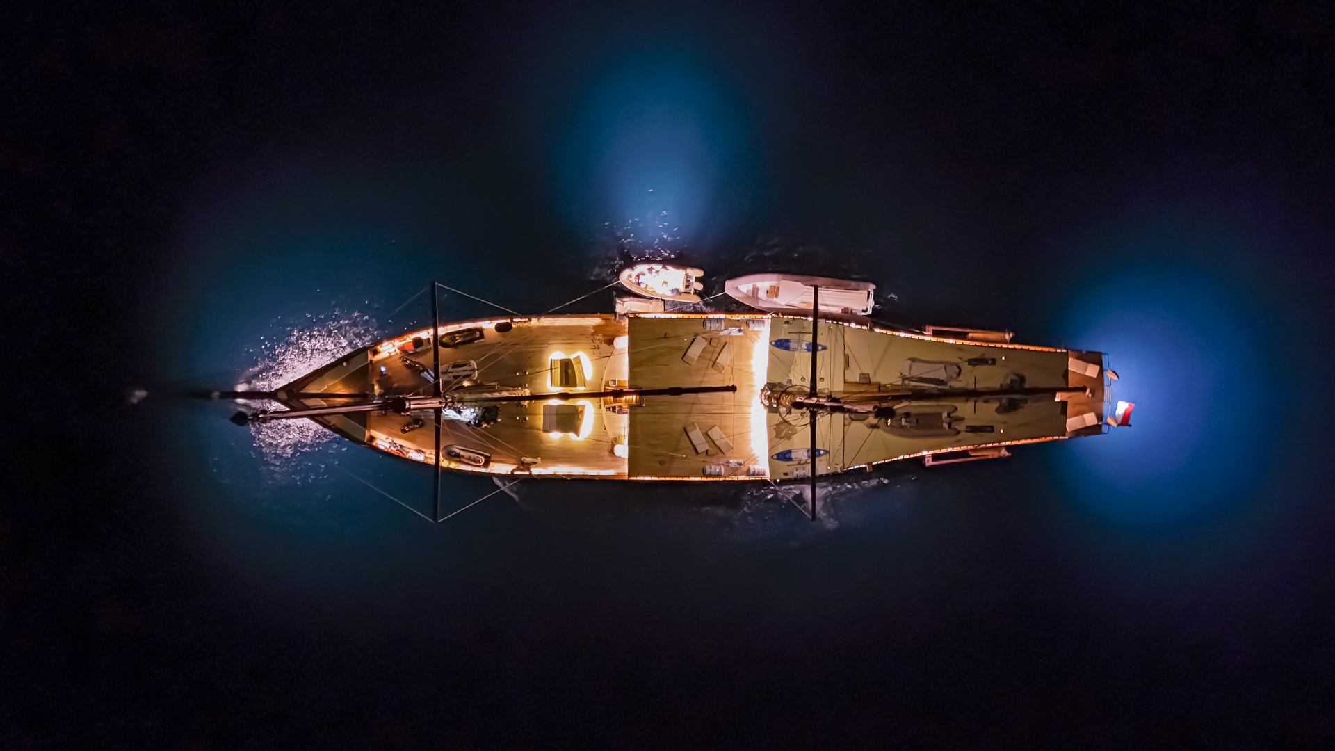 Lamima private yacht charter in Komodo
